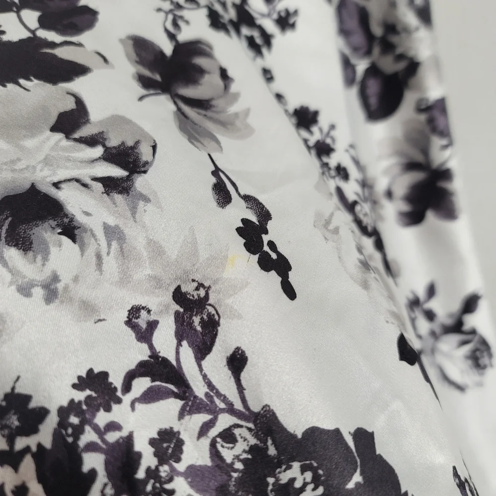 Y2K Black White Satin Camisole Floral Rose Tank Top Size Medium‎